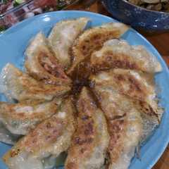 รูปของ ニラたっぷり餃子