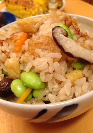 枝豆と茸と油揚げの炊き込みご飯-レシピのメイン写真