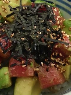 アボカドとマグロの漬け丼-レシピのメイン写真