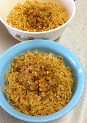チキンラーメン納豆のせ-レシピのメイン写真