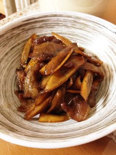 母の味♡最高!豚バラとゴボウの甘辛煮-レシピのメイン写真