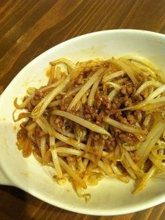 モヤシと豚ひき肉のオイスターソース炒め-レシピのメイン写真
