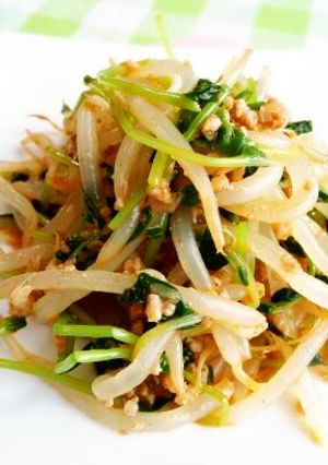 もやしと豆苗で甘辛そぼろナムル風♪-レシピのメイン写真