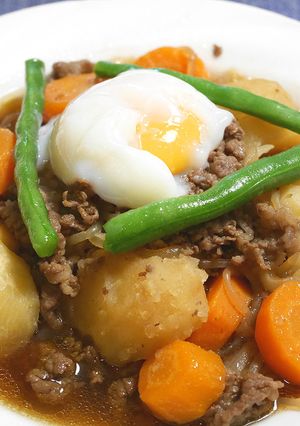 簡単!うまっ☆すき焼き風の肉じゃが-レシピのメイン写真