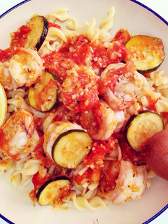 海老とズッキーニのトマトソースパスタ-レシピのメイン写真
