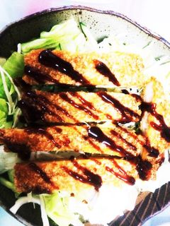 簡単!ミックスサラダ♡ソースカツ丼-レシピのメイン写真