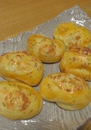 金ごましらすチーズパン-レシピのメイン写真