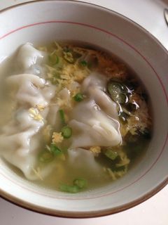 たまごスープの素を使って簡単餃子スープ!-レシピのメイン写真