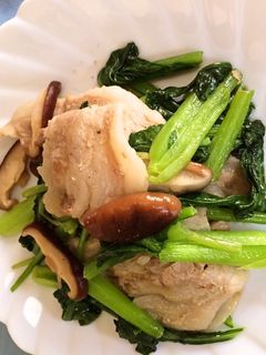 小松菜と豚バラ肉の炒め物-レシピのメイン写真