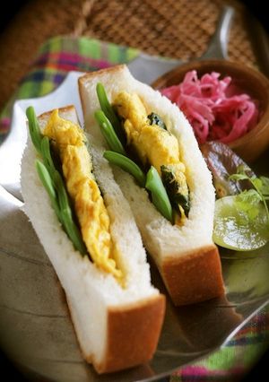 モロヘイヤとスパイシー卵のポケットサンド-レシピのメイン写真