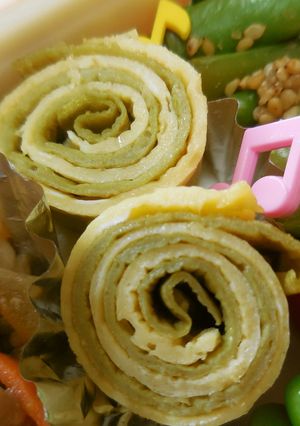 黄＆緑がキレイ☆くるくる卵焼き-レシピのメイン写真