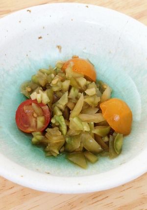 ご飯のお供に★青いトマトの醤油漬け-レシピのメイン写真
