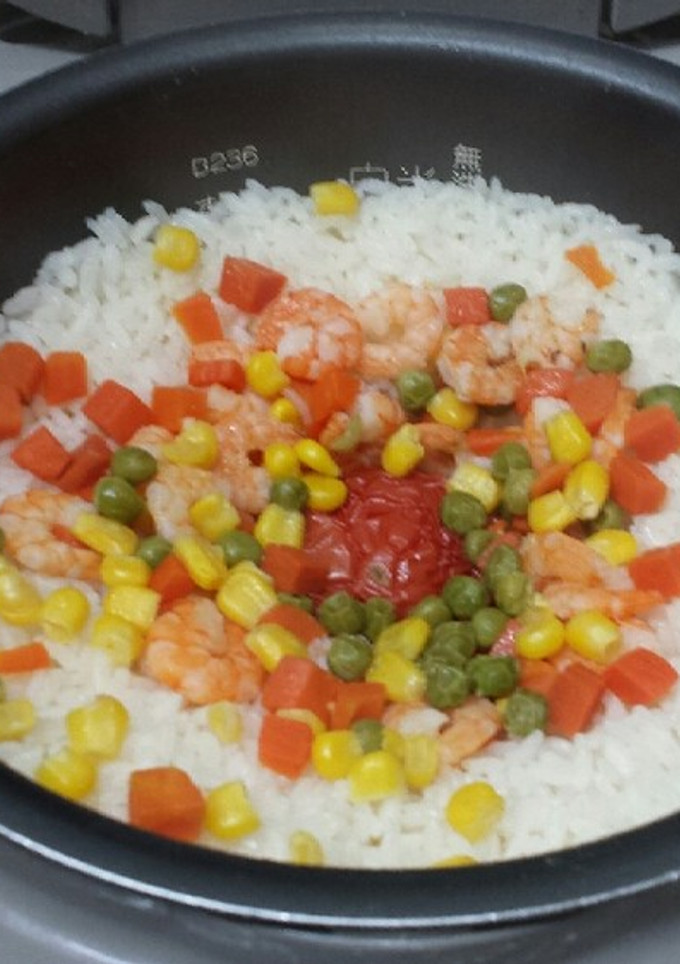 トマト丸ごと炊き込みご飯 炊飯器-レシピのメイン写真