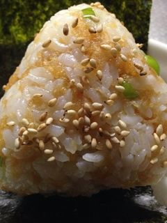 夜食に☆天かすおにぎり-レシピのメイン写真