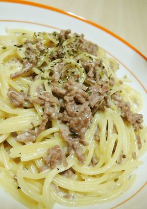 挽き肉とにんにくの超簡単♪クリームパスタ-レシピのメイン写真