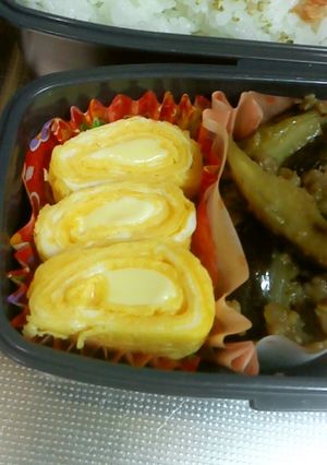定番の玉子焼き、チーズが真ん中でとろーり-レシピのメイン写真