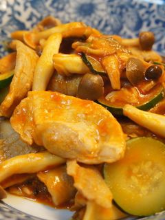 豚肉ときのこたっぷり、トマトソース炒め煮-レシピのメイン写真