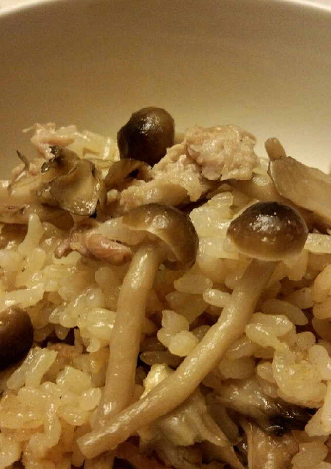 豚肉ときのこのごま油香る炊き込みご飯-レシピのメイン写真
