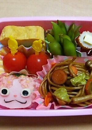 キャラ弁 イチゴニャン(妖怪ウォッチ)-レシピのメイン写真