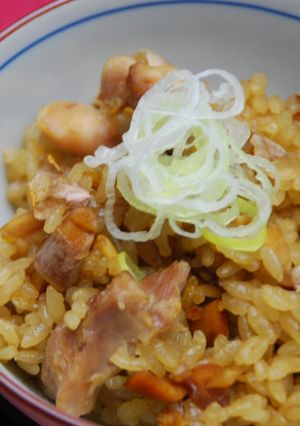 土鍋で炊飯☆落花生の炊込みご飯-レシピのメイン写真