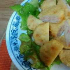 รูปของ 蓮根、海老つくねはさみ揚げ