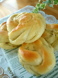 栗の甘露煮~☆手捏ね編みパン★改良版★-レシピのメイン写真