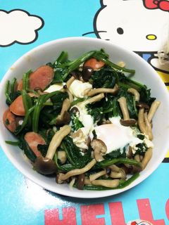 ほうれん草とソーセージの目玉焼きソテー-レシピのメイン写真