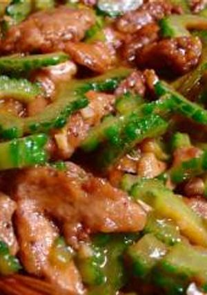 豚ヒレ肉とゴーヤのオイスター炒め-レシピのメイン写真