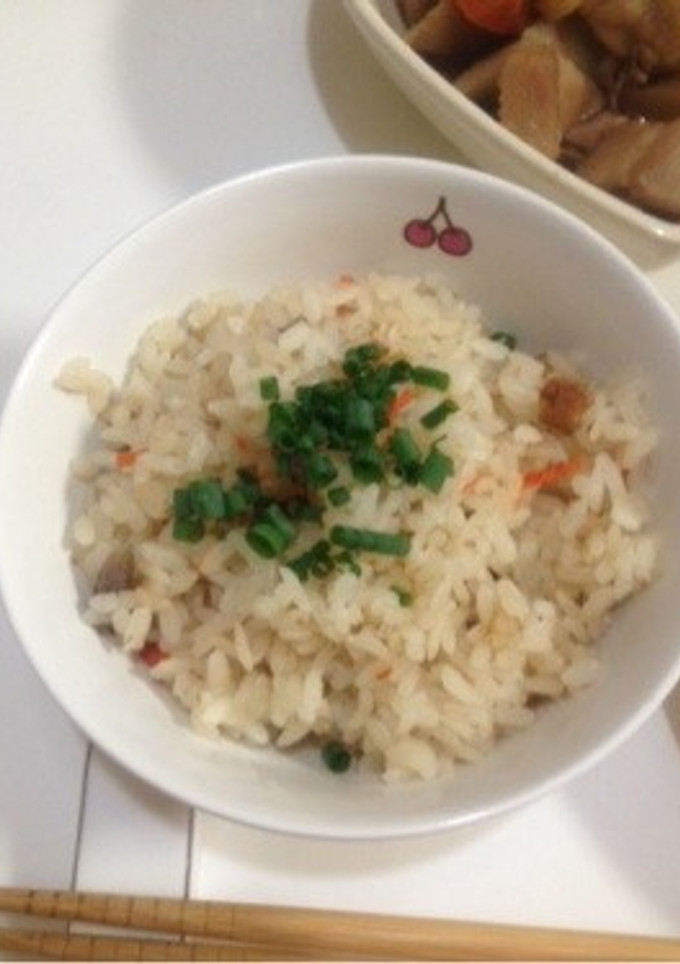 おでんの残りで炊き込みご飯(^-^)-レシピのメイン写真