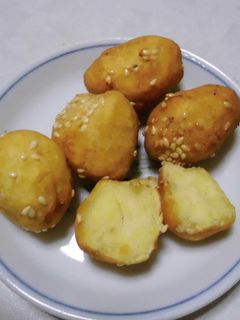 さつまいもの上新粉入りごまだんご-レシピのメイン写真