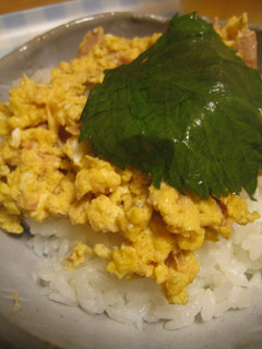 大葉にんにく醤油のツナ玉丼-レシピのメイン写真