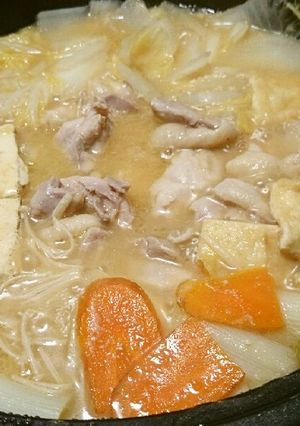 超簡単☆ほっこりうまうま！味噌ちゃんこ鍋-レシピのメイン写真