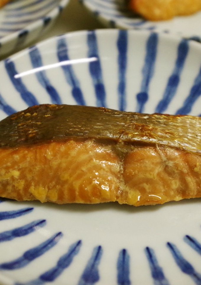 柚子胡椒でぴりっと☆鮭の漬け焼き♪-レシピのメイン写真