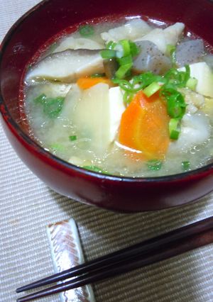 一杯で大満足☆10品目の具だくさん豚汁♪-レシピのメイン写真