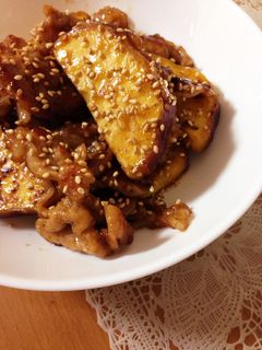 甘じょっぱい♡サツマイモと豚肉の甘酢炒め-レシピのメイン写真