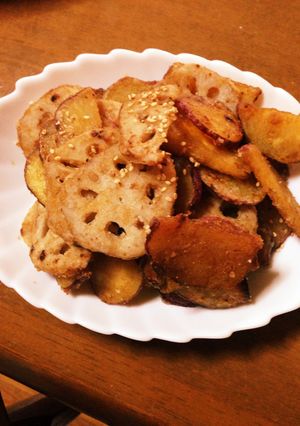 サツマイモと蓮根の甘酢炒め-レシピのメイン写真
