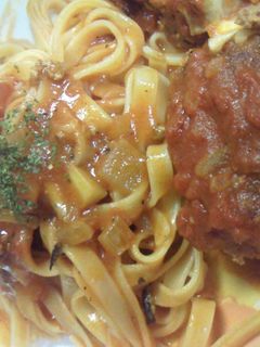 ハンバーグのトマト煮パスタ添え-レシピのメイン写真