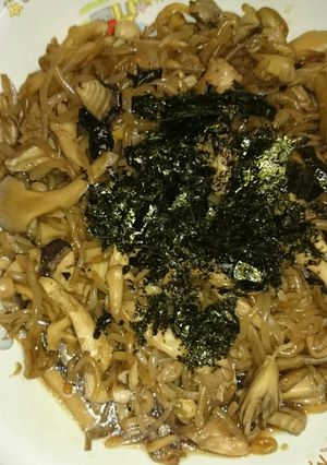 白滝で和風ﾊﾞﾀｰ醤油きのこﾊﾟｽﾀ風⭐-レシピのメイン写真