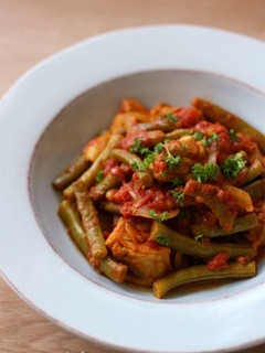 鶏肉といんげんのスパイシートマト煮-レシピのメイン写真