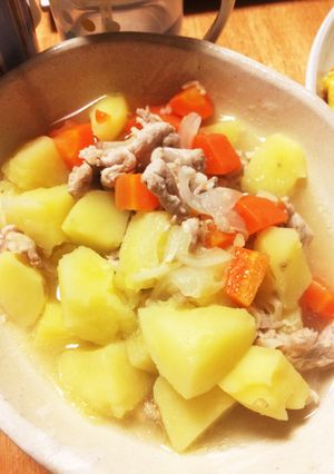 白い！肉じゃが-レシピのメイン写真