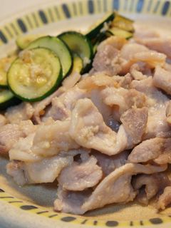 豚肉とズッキーニの塩糀炒め-レシピのメイン写真