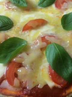 マルゲリータ ピザ-レシピのメイン写真