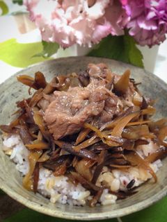 牛肉×牛蒡が鉄板☆牛ごぼうのしぐれ煮丼☆-レシピのメイン写真