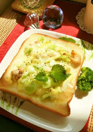 レモンでさっぱり♡焼きとり（缶）トースト-レシピのメイン写真