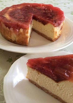 ルバーブゼリーのせベイクドチーズケーキ-レシピのメイン写真