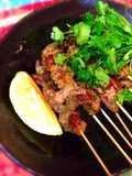 ラム肉のスパイシー串焼き