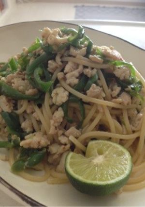 秋香る☆鳥挽肉とピーマンのパスタ-レシピのメイン写真