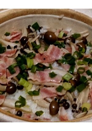 しめじとベーコンの炊き込み土鍋ご飯-レシピのメイン写真