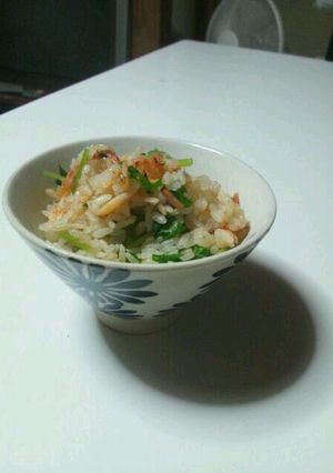 簡単 炊き込みごはん こえび&みつば☆ミ-レシピのメイン写真