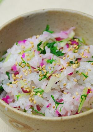土鍋でご飯☆水菜と柴漬けの混ぜご飯-レシピのメイン写真